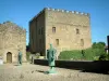 Мон-де-Марсан - Музей Despiau-Wlérick: Dungeon Lacataye (укрепленный дом), бывшая романская часовня и скульптуры