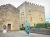 Мон-де-Марсан - Музей Despiau-Wlérick, посвященный фигуративной скульптуре: крепость Лакатае (крепкий дом) и бывшая романская часовня