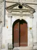 Нерак - Дверь (вход) в дом Салли (ренессансный особняк)