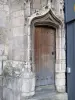Осер - Деревянная дверь часовой башни