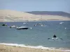 Пейзажи Жиронды - Бассен д'Аркашон: лодки на воде с видом на дюну Пилат