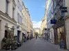 Сен-Жермен-ан-Ле - Фасады и магазины торговой улицы города