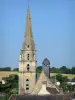 Сен-Кале - Колокольня церкви Нотр-Дам и крыши домов города