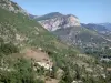 Скалы Ремузат - Панорама по скалам в горной местности