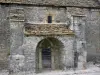 Церковь Сен-Гимьер - Романская церковная дверь