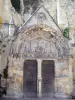 サンテミリオン - モノリシック教会の入り口