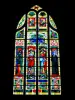 シダ - Saint-Léonard教会の内部：ステンドグラスの窓