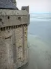 モン・サン・ミッシェル - 中世の街の城壁（要塞）