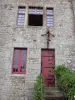 蒙特 - 圣 - 米歇尔 - 一个石房子的门面