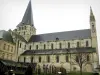 Abadía de Saint-Georges de Boscherville - La iglesia abacial de Saint-Georges, Saint-Martin-de-Boscherville, en el Parque Natural Regional Loops del Sena Normando