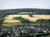 Les Andelys - Vue sur les toits de maisons du Grand-Andely et les champs alentours