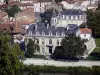 Angoulême - Río Charente, mansiones y casas de la ciudad baja (Charente valle)