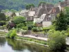 Argentat - Caminar a lo largo de la Dordogne