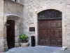 Aubenas - Portas do castelo