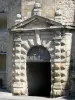 Aubenas - Porta para chefe do castelo