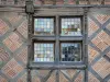 Auch - Fedel ventana de la casa (casa antigua con paredes de madera)