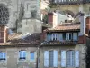 Auch - Las fachadas de las casas y se levantó de la Sainte-Marie