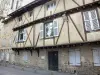 Aurillac - Madera enmarcada casa en voladizo