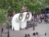 Barrio Beaubourg - Vents en la Plaza del Centro Pompidou