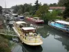 Beaucaire - Moored houseboats