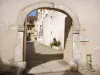 Beaune - Puerta de entrada del Hotel des Ducs de Bourgogne - Museo del Vino de Borgoña