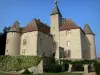 Beauvoir castle - Facade of the castle and bridge; in the town of Saint-Pourçain-sur-Besbre, in Besbre valley