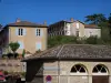 Berzé-la-Ville - Houses of the village