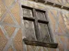 Bruniquel - Fenêtre à meneaux d'une maison à colombages