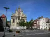 Cambrai - Capela da Grande Séminaire ou Capela dos Jesuítas e casas da cidade