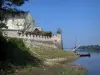 Candes-Saint-Martin - Casas del pueblo con vistas al río (Loira)