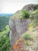 Capilla de Sainte-Madeleine de Chalet - Promontorio rocoso que domina el valle del Alagnon