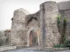 Castelnou - Puerta fortificada de la aldea medieval