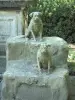 Cemetery of the Dogs of Asnières-sur-Seine - Grave of Marquise and Tony, dogs of Princess Lobanof