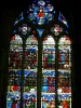 Châlons-en-Champagne - Dentro de la catedral de Saint-Etienne: vidrieras