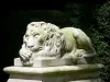 Château de Courances - Sculpture (statue) of a lion in the park