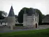 Château de Montpoupon - Châtelet