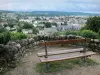 Château-Thierry - Banco en las murallas con vistas al Hotel Dieu y el horizonte de la ciudad