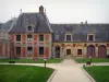 Château de Vaux-le-Vicomte - Outbuildings made of brick and stone