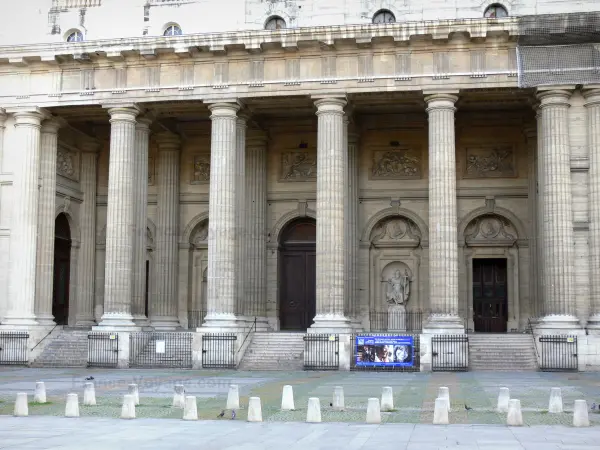 The Church of St Sulpice - Tourism & Holiday Guide