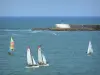 Ciboure - Barcos de vela en las aguas del Océano Atlántico