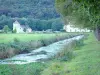 Cure valley - Abbaye de Reigny in a peaceful and green setting