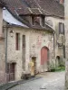 Curemonte - Stone houses in the medieval village