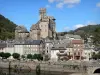 Estaing - Lot valley: Estaing castle overlooking the houses of the medieval town and River Lot