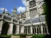 Évreux - Cathédrale Notre-Dame et cloître de style gothique
