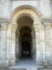Fleury abbey - Saint-Benoît-sur-Loire abbey: carved capitals of the hall of the Romanesque basilica (abbey church)