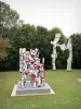 Fondation Jean Dubuffet - Sculptures de l'artiste Jean Dubuffet dans le jardin de la fondation