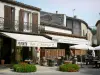 Fourcès - Cafetería con terraza y casas de Castelnau (casa de campo)