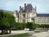 Gardens of the Palace of Fontainebleau - Alleys of linden trees and facades of the Palace of Fontainebleau, Golden Gate