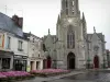 La Guerche-de-Bretagne - Église Notre-Dame (ancienne collégiale) et maisons de la ville