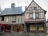 La Guerche-de-Bretagne - Timber-framed houses and shops of the city
